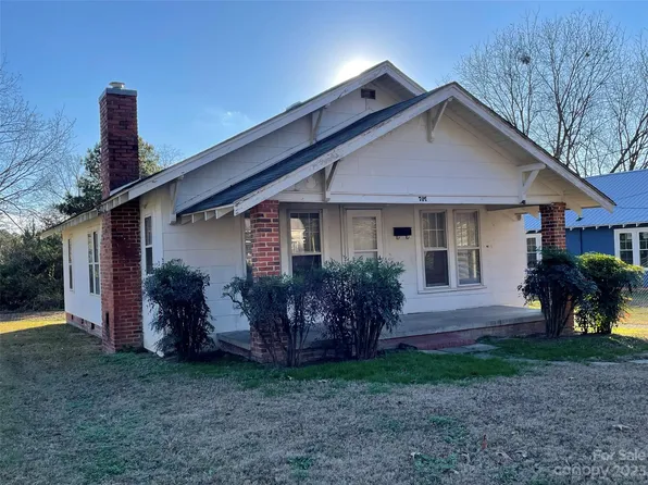 707 Eldorado St, Troy, NC 27371
