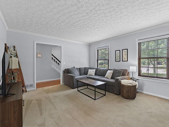 3rd image of 6862 Erie Ct