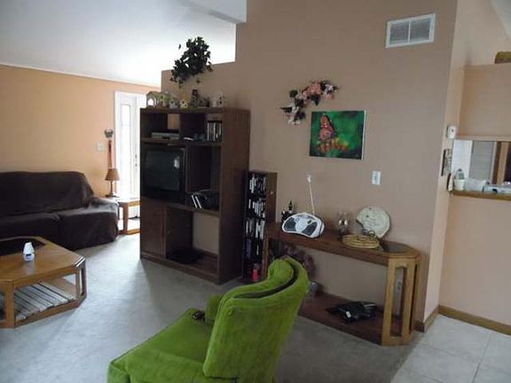 5th image of 2525 Martha Dr
