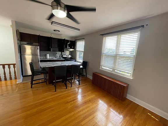3rd image of 25-29 33rd St #2