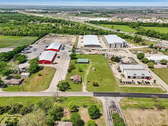 3rd image of 2011 Miller Rd #A