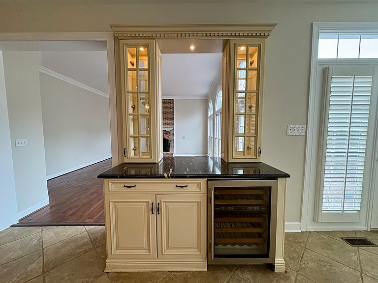 1151 Fieldview Dr — Photo 14