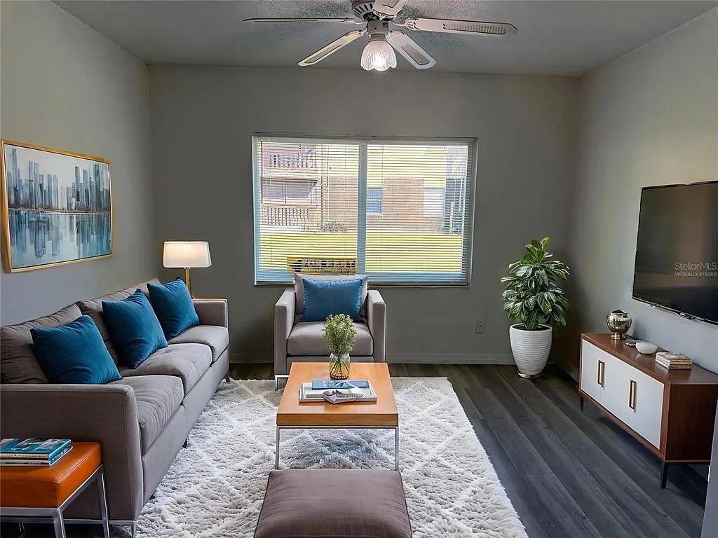 1 bed, 1.0 bath, 525 sqft, $1,000 — Photo 2