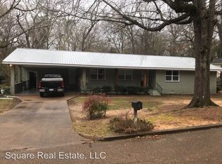 1154 S, Oxford, MS 38655