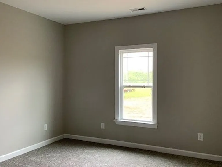 692 S Beston Rd — Photo 10