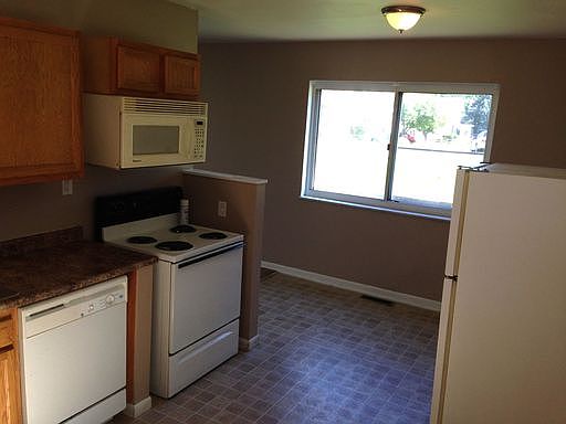 4th image of 5635 Alvina Ave #A