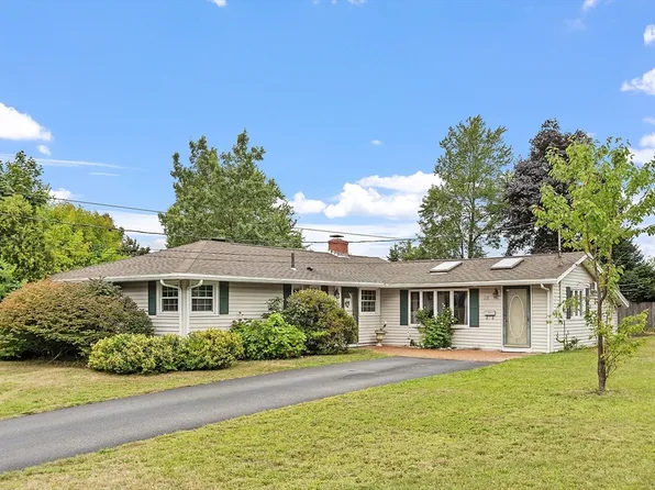 115 Richard Rd, Braintree, MA 02184