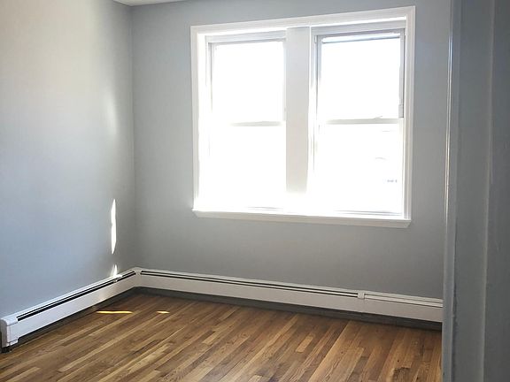 3rd image of 496 Concord Ave Floor 3