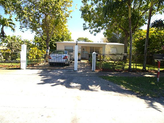 3rd image of 1142 NW 2nd Ave