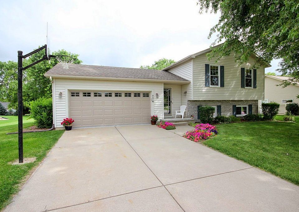 1st image of 776 Whalen Rd