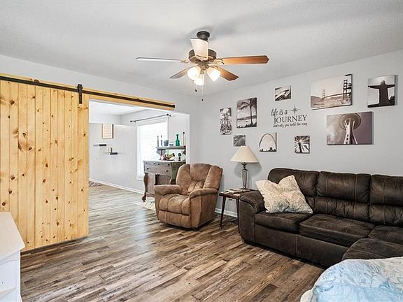 5th image of 13110 Washington Ct