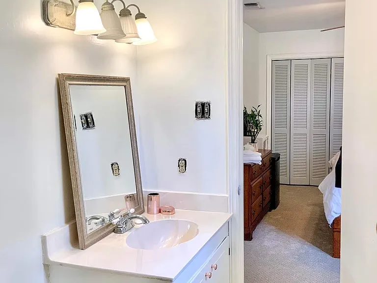 1543 Shawn Dr — Photo 11