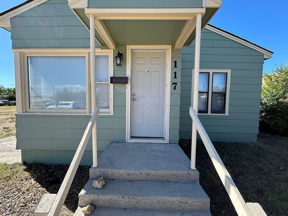 1st image of 117 W Adams Ave