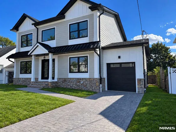 110 Skillman Terrace, Saddle Brook, NJ 07663
