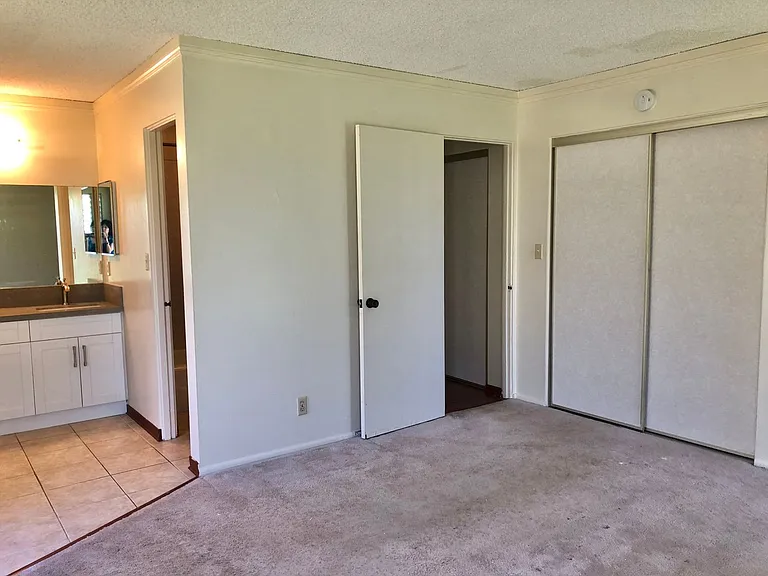 98-1652 Kiawe St — Photo 38