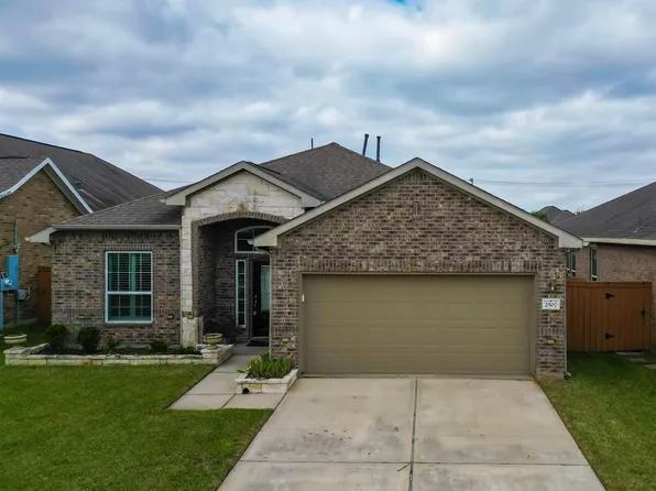 2507 Galley Ridge Dr, Texas City, TX 77568