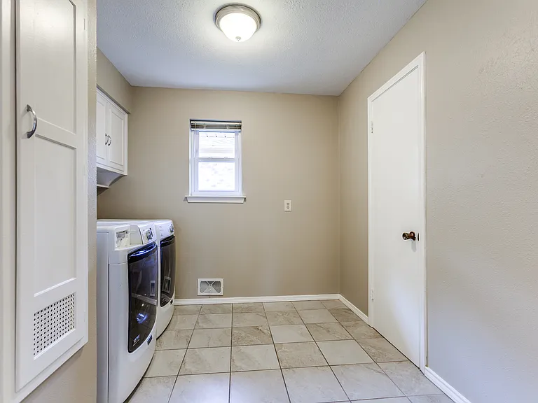 7739 La Manga Dr — Photo 22