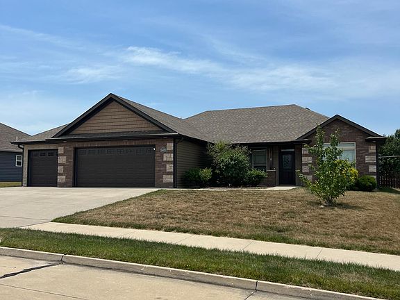 2nd image of 5609 Abercorn Dr