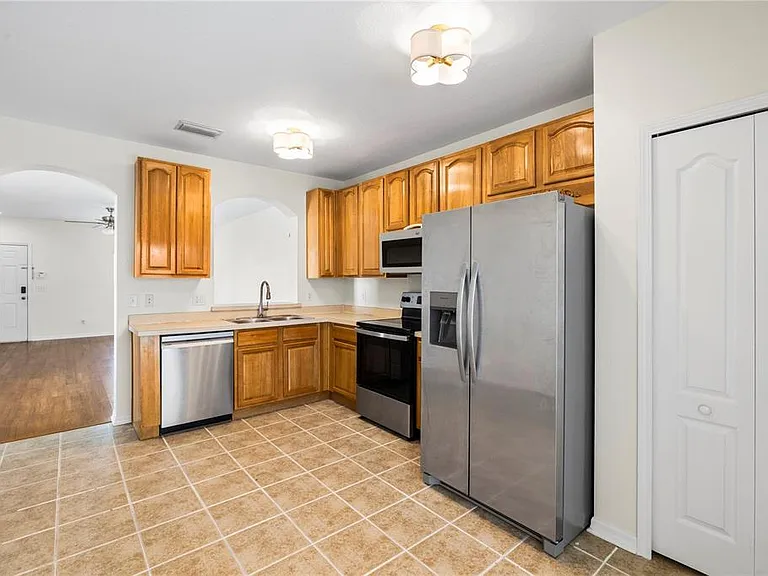 15849 Fishhawk View Dr — Photo 12