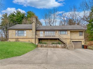 124 Sunset Dr, New Castle, PA 16105