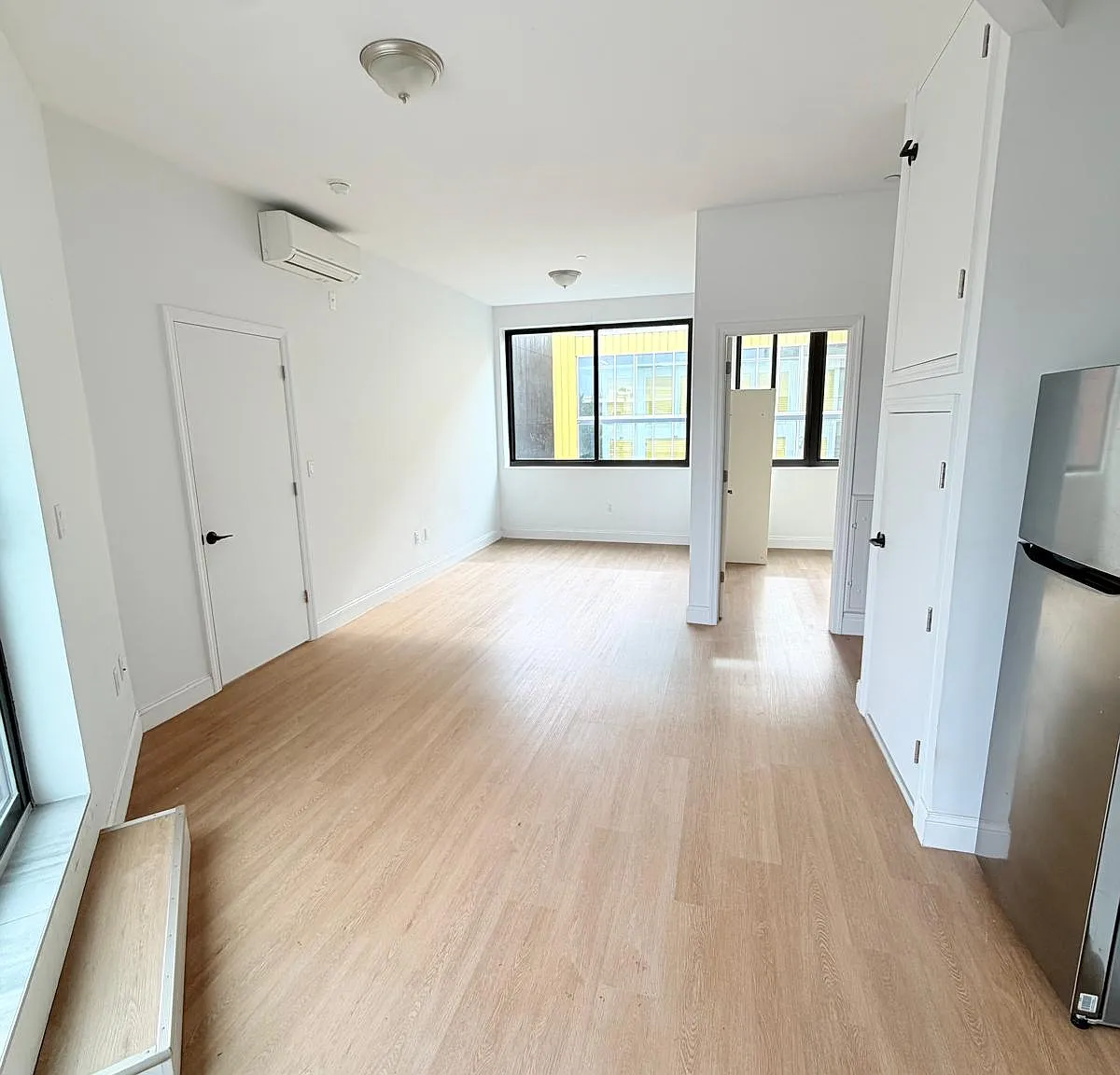 56-50 Myrtle Avenue — Photo 2
