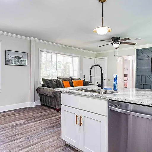 1113 E Oak Dr — Photo 11