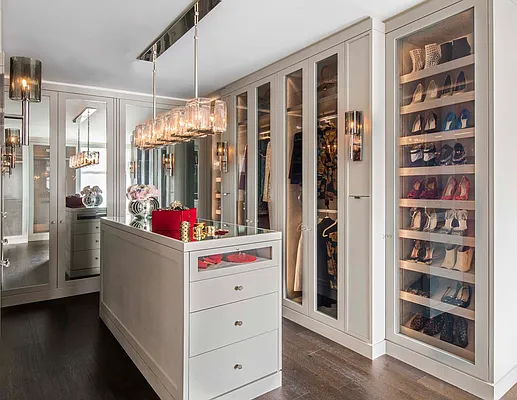 Rented by Compass | media 47