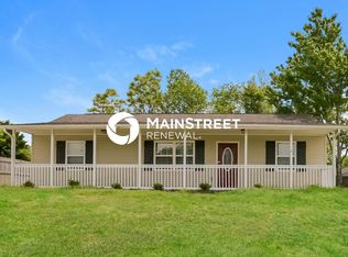 1406 Blue Forest Ln, Maryville, TN 37803