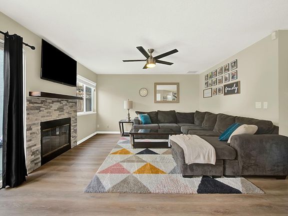 5th image of 1106 Charter Lane