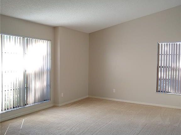 5th image of 1014 Big Oaks Blvd