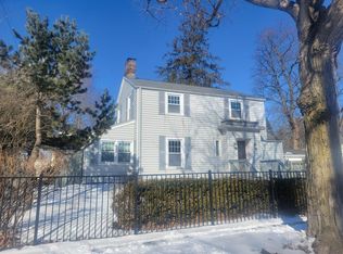 154 Willow St, Valparaiso, IN 46383