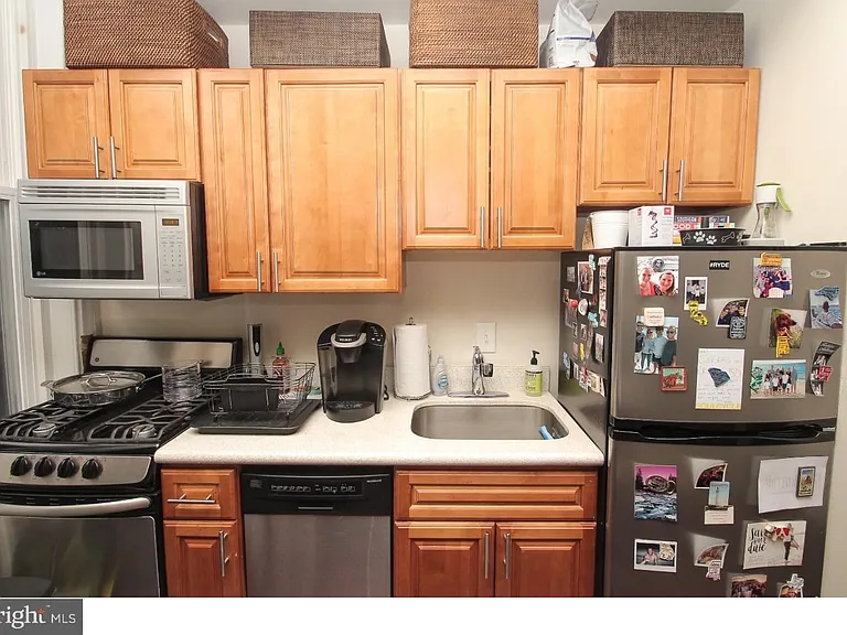 2033 Spruce St #3 — Photo 12