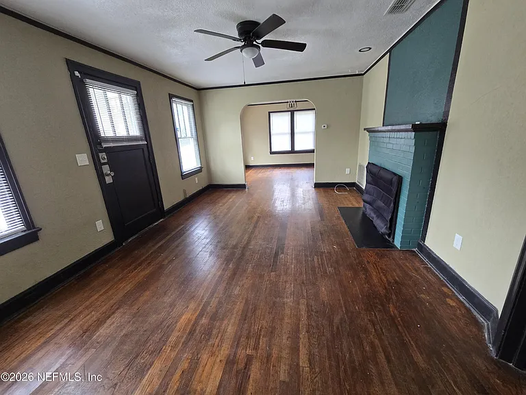 41 Tallulah Ave — Photo 5