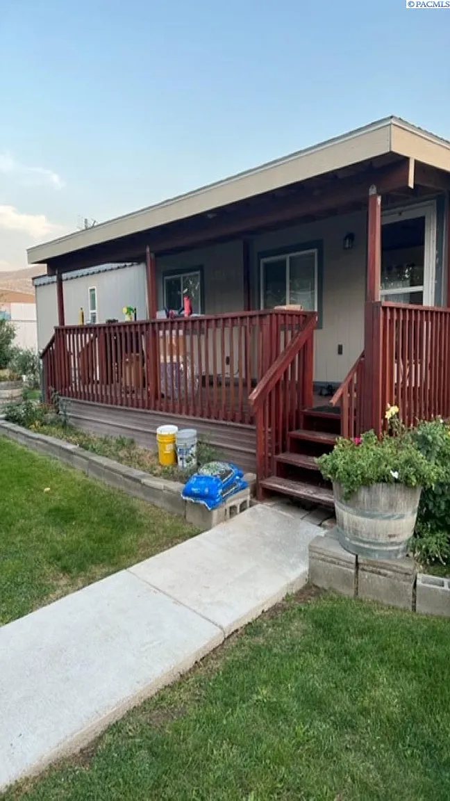 1000 E Alexander Ct #55 photo 1
