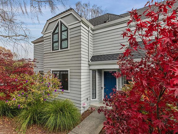 3rd image of 93 Ashford Avenue