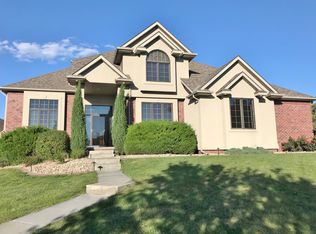 9359 Whispering Wind Rd, Lincoln, NE 68512