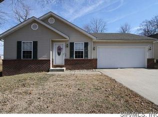 520 Pacatte St, Pierron, IL 62273