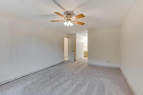 10511 Cedar Lake Rd #211 — Photo 9
