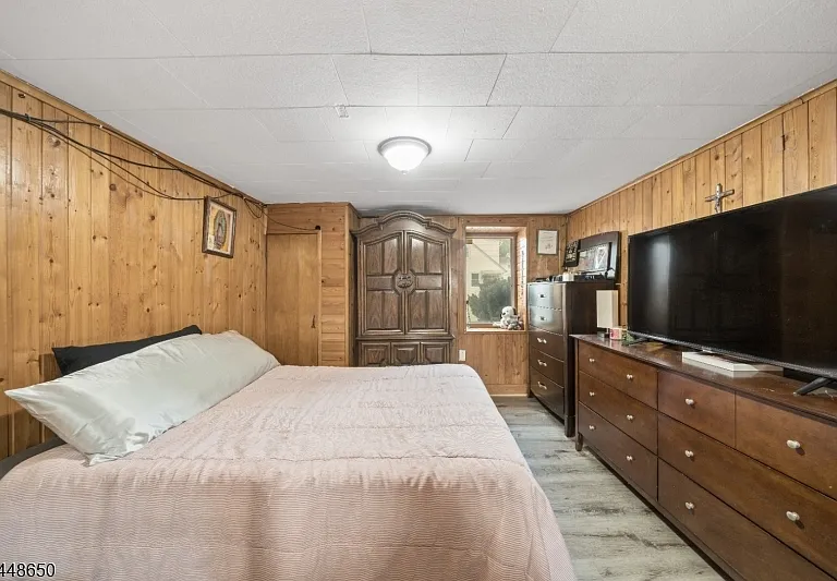 207 Van Winkle Ave — Photo 11