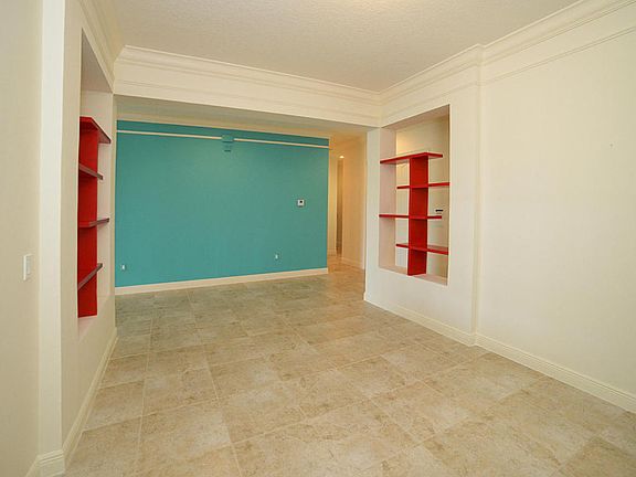 Home For Sale In Four Seasons