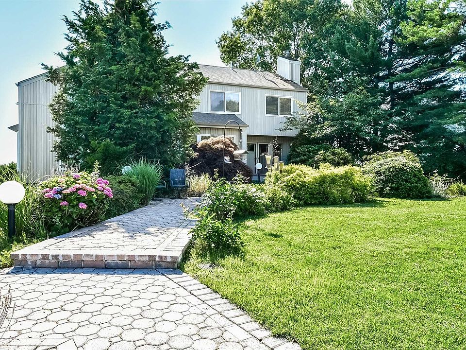 1st image of 116 Nadia Ct