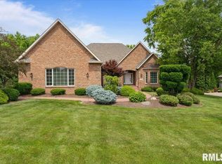 5985 Eagle Ridge Rd, Bettendorf, IA 52722