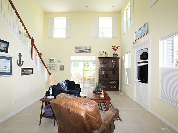2nd image of 4474 E Harbors Edge Dr