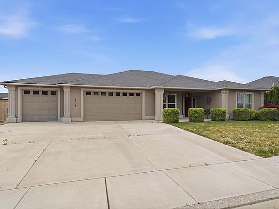 3rd image of 4508 Bermuda Dunes Dr