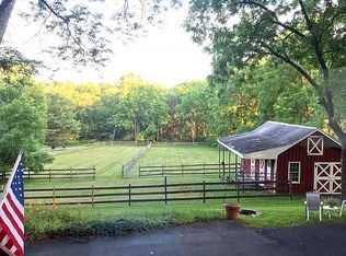 22 Larison Rd, Chester, NJ 07930