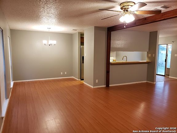 4th image of 6962 Sunshine Tree Dr