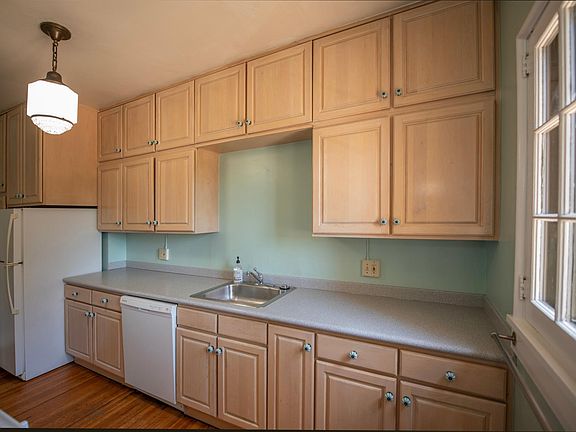 5th image of 850 N Humboldt St APT 3