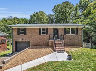 504 Isbill Rd, Chattanooga, TN 37419