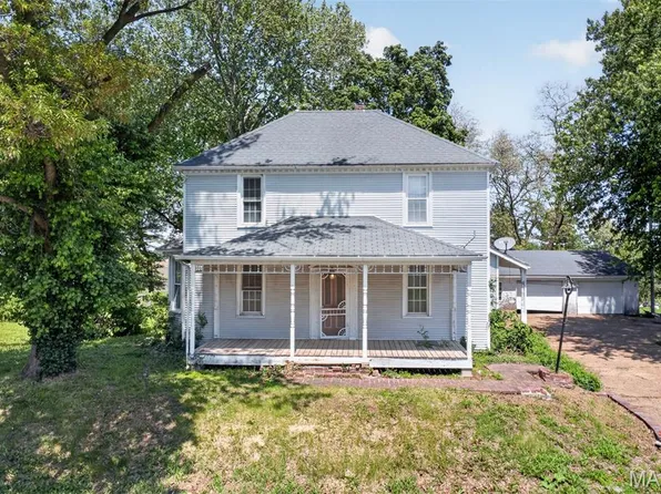 13103 Trestle Rd, Highland, IL 62249