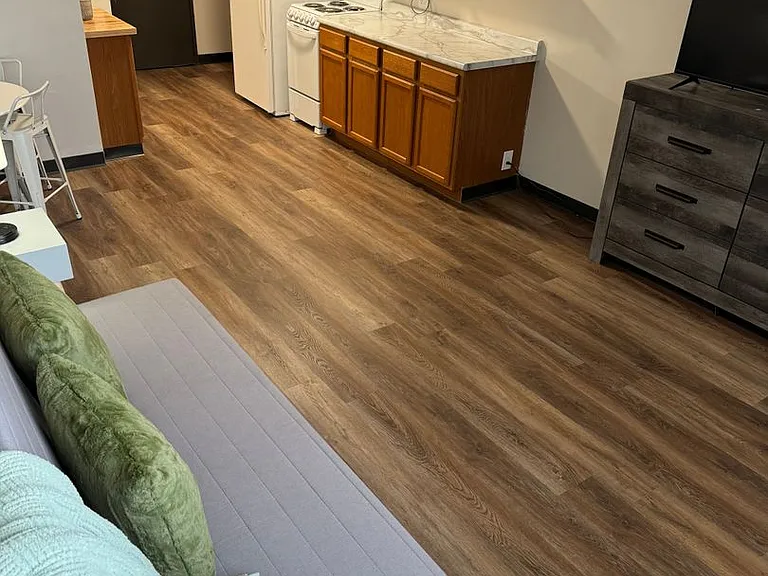 The McCoy at 8035 Apartments - Clive — Photo 18